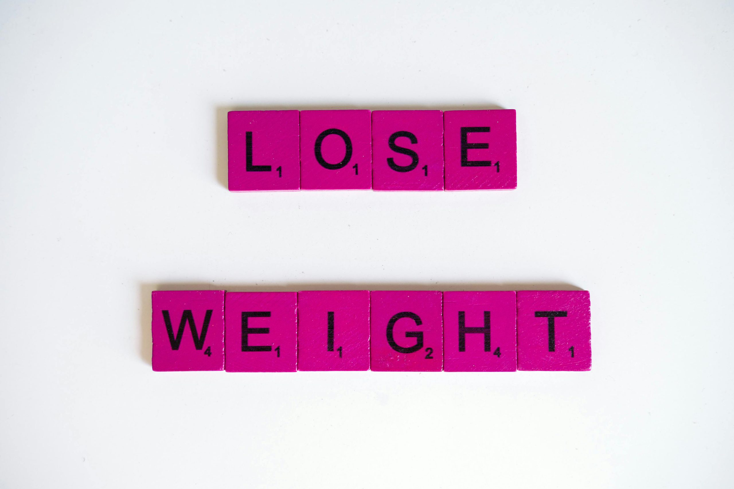 "Lose weight" spelled out in scrabble letters